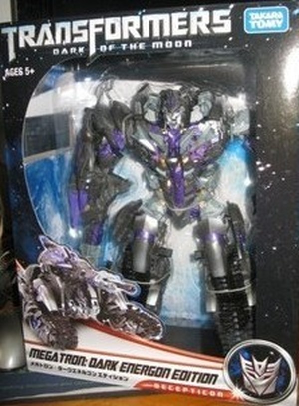 Transformers Leader Class Megatron And Starscream Figures Coming To Asia Images  (2 of 2)